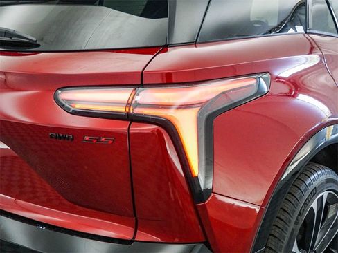New 2026 Chevrolet Blazer EV SS image 9