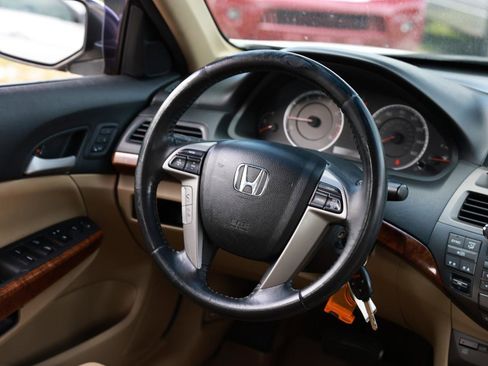 Used 2011 Honda Accord EX-L image 29