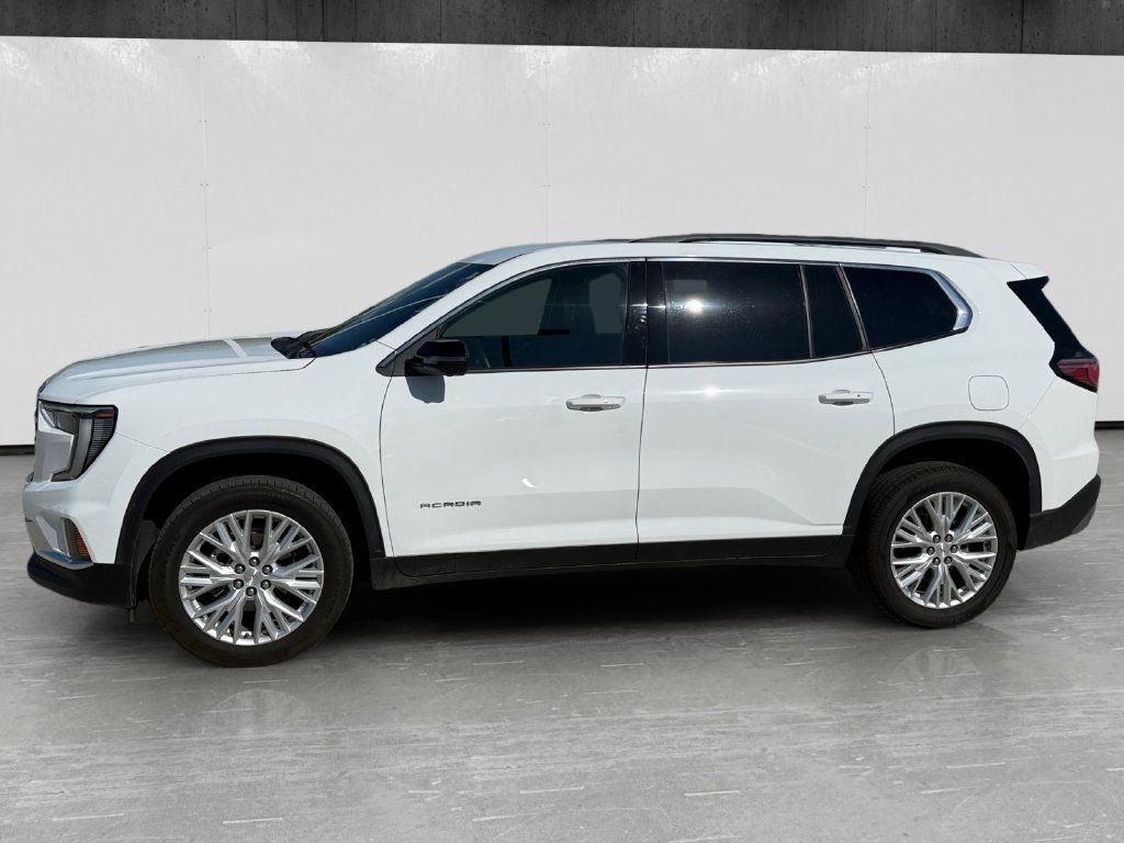 Used 2026 GMC Acadia Elevation w/ Elevation Premium Package FWD image 2