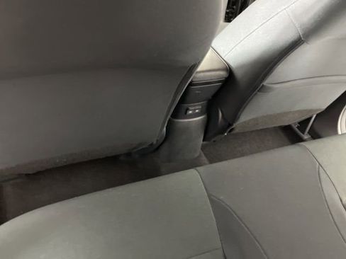 Used 2024 Nissan Kicks S image 41