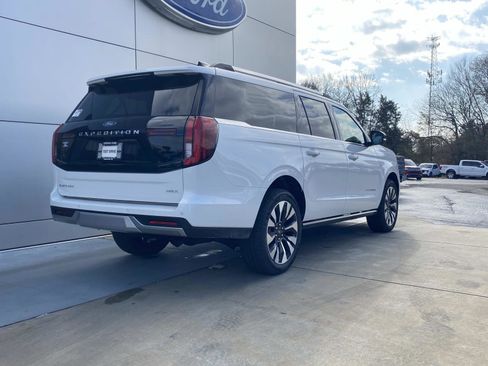 New 2026 Ford Expedition Max Platinum w/ Driver's Package image 4