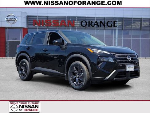 New 2026 Nissan Rogue SV FWD image 1