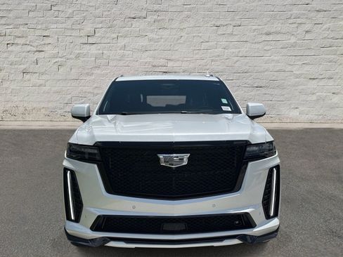 Certified 2024 Cadillac Escalade V w/ LPO, ONYX Package AWD/4WD image 7