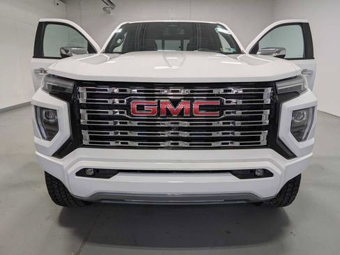 Certified 2023 GMC Canyon Denali image 15