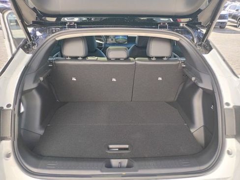 New 2026 Nissan Leaf Platinum+ w/ Cargo Package (Platinum+) image 9