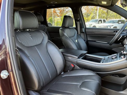 Used 2024 Hyundai Palisade Calligraphy image 26