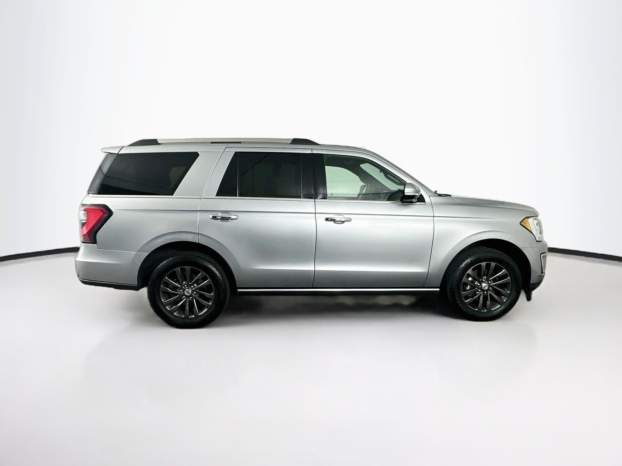 Used 2021 Ford Expedition Limited AWD/4WD image 10