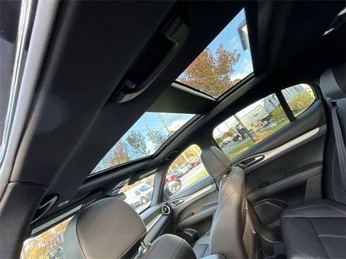 New 2025 Alfa Romeo Stelvio Sprint w/ Convenience Package image 14