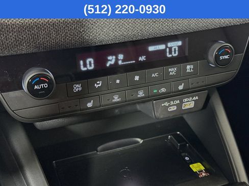 Used 2026 Subaru Outback Premium AWD/4WD image 19