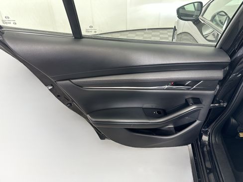 Used 2024 MAZDA MAZDA3 s FWD image 27