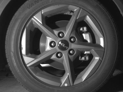 Used 2025 Kia K4 FWD image 16