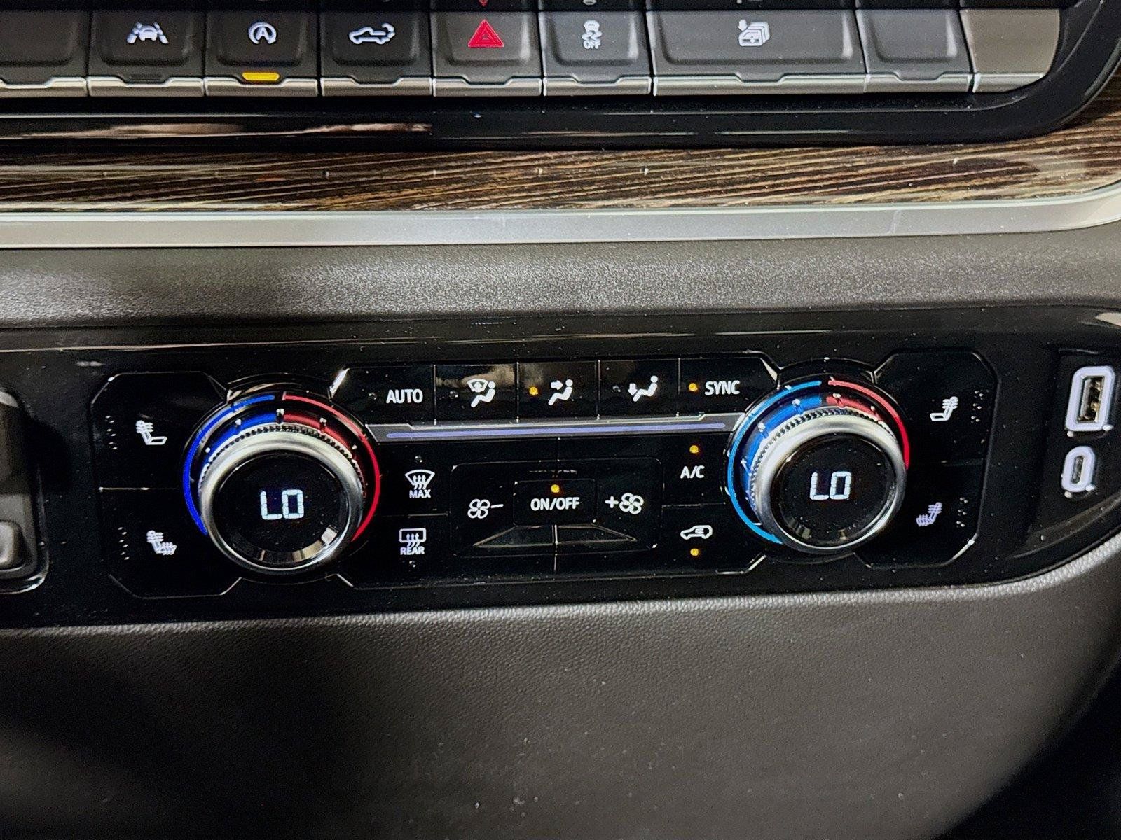New 2026 GMC Sierra 1500 SLE w/ Preferred Package RWD image 10