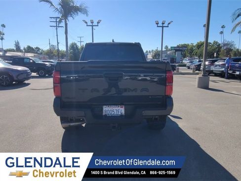 Used 2025 Toyota Tacoma TRD Sport image 7
