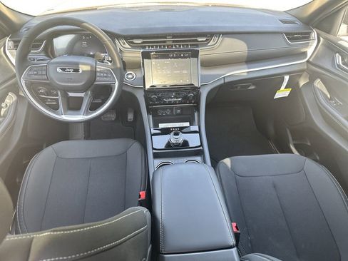 New 2026 Jeep Grand Cherokee L 4WD image 22