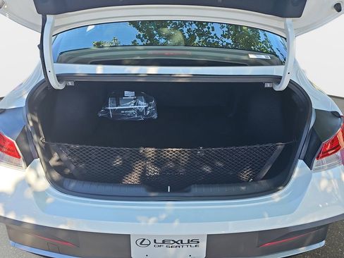 Used 2025 Hyundai Elantra Hybrid FWD image 13