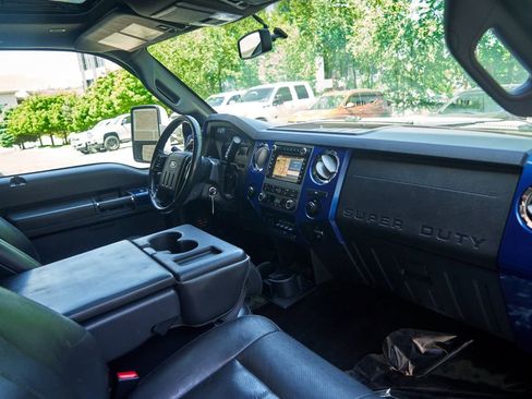 Used 2011 Ford F350 Lariat w/ Lariat Ultimate Pkg AWD/4WD image 29