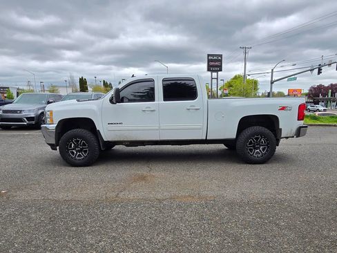 Used 2013 Chevrolet Silverado 2500 LTZ w/ LTZ Plus Package AWD/4WD image 6