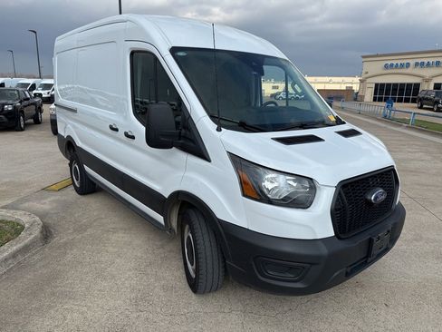 Certified 2023 Ford Transit 250 Medium Roof image 17