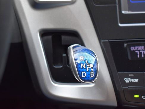Used 2012 Toyota Prius V Two FWD image 25