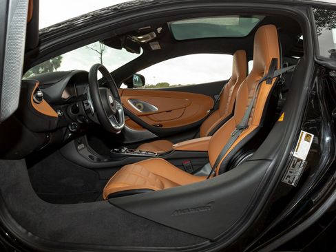 Used 2025 McLaren GTS image 66
