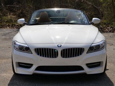 Used 2015 BMW Z4 sDrive35is image 5