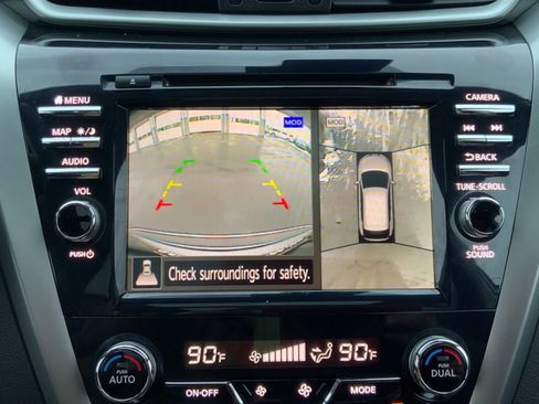 Used 2023 Nissan Murano Platinum image 32