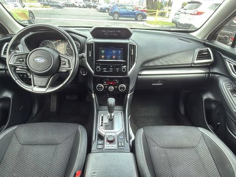 Used 2023 Subaru Forester Premium AWD/4WD image 12