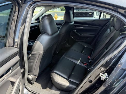 Used 2021 MAZDA MAZDA3 s FWD image 13