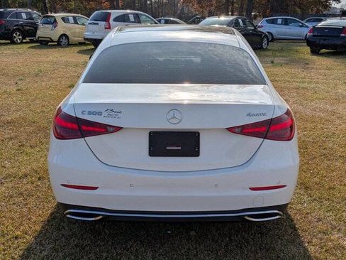 Used 2022 Mercedes-Benz C 300 4MATIC Sedan image 4