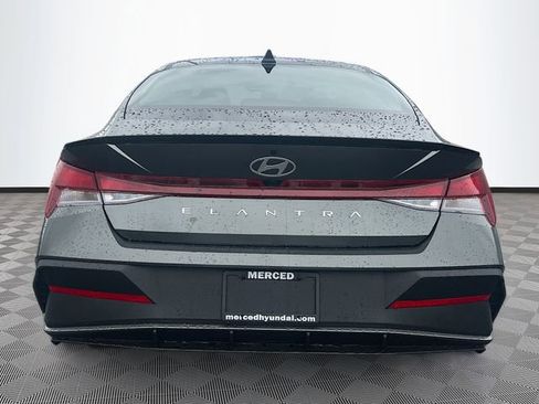 New 2026 Hyundai Elantra Sport image 6
