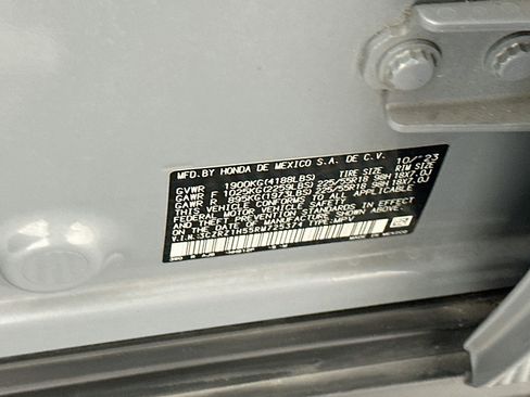 Used 2024 Honda HR-V Sport image 12