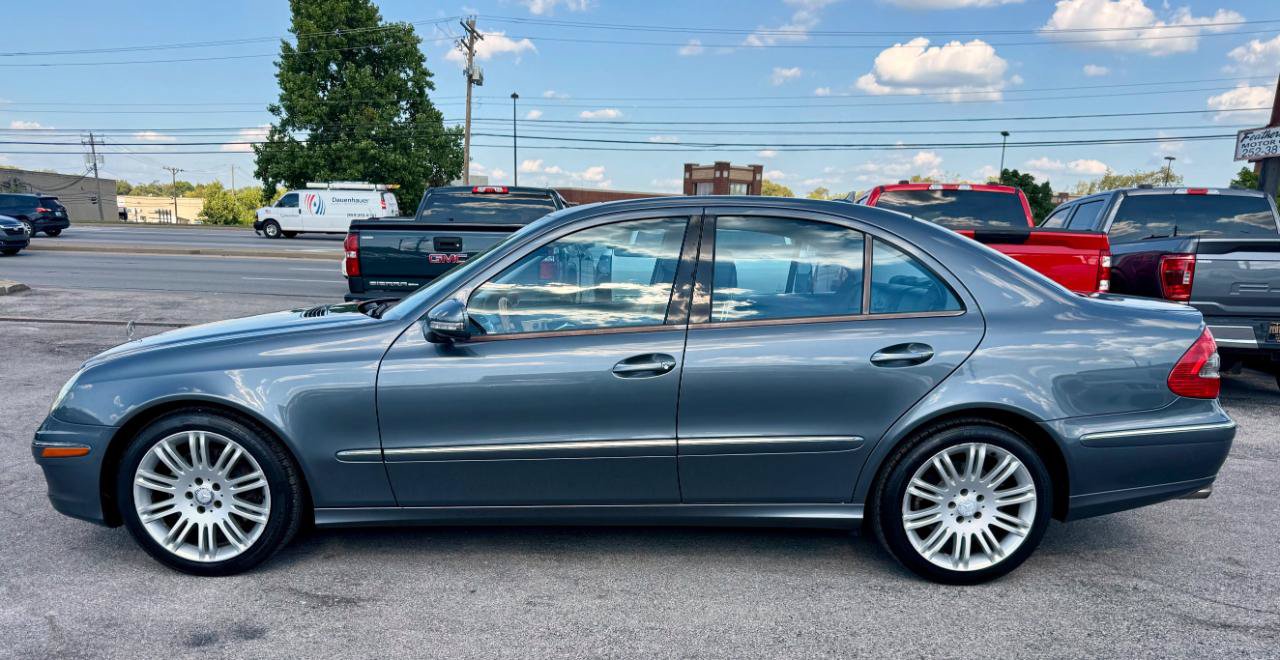 Used 2008 Mercedes-Benz E 350 4MATIC Sedan image 5