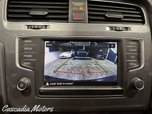 Used 2017 Volkswagen Golf Alltrack AWD/4WD image 15