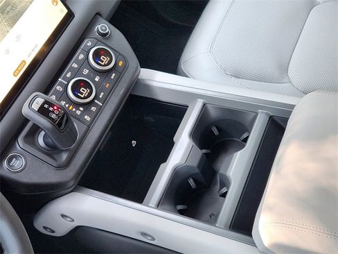 New 2025 Land Rover Defender 130 V8 image 13