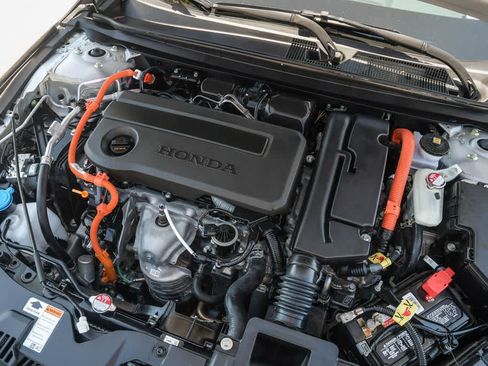 Used 2024 Honda Accord Sport image 27
