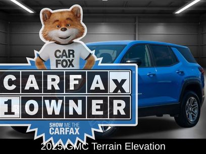 Used 2025 GMC Terrain Elevation