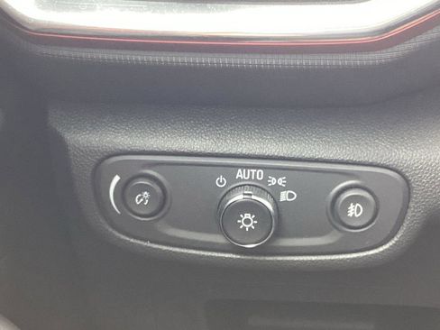 Used 2023 Chevrolet TrailBlazer RS image 18