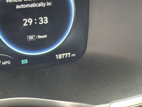 Used 2022 Hyundai Santa Fe Limited image 25