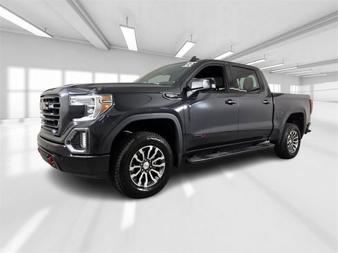 Used 2020 GMC Sierra 1500 AT4 w/ Off-Road Performance Package image 2
