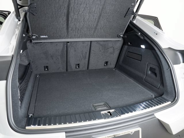 Certified 2026 Porsche Cayenne Coupe AWD/4WD image 25