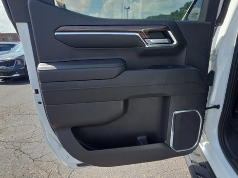 Used 2023 Chevrolet Silverado 1500 LT Trail Boss w/ Protection Package AWD/4WD image 19