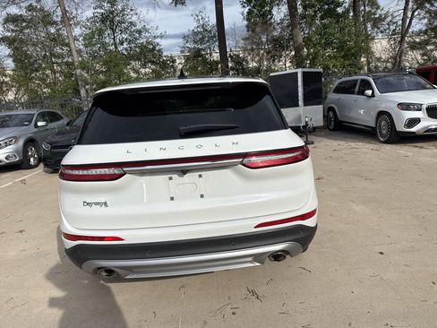 Used 2024 Lincoln Corsair FWD w/ Equipment Group 101A image 5