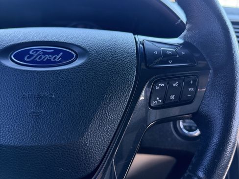 Used 2019 Ford Explorer XLT w/ Equipment Group 202A image 27