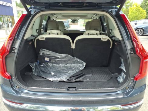 Certified 2025 Volvo XC90 B6 Plus w/ Protection Package Premier AWD/4WD image 26