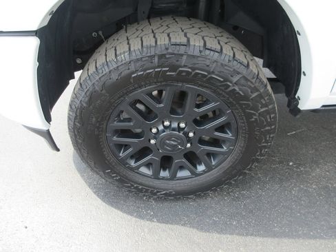 Used 2026 RAM 3500 Limited AWD/4WD image 16
