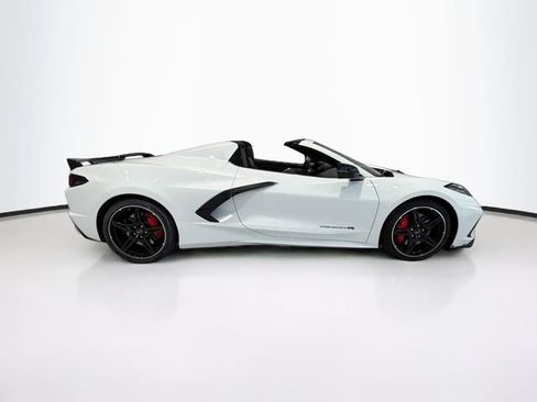 Used 2023 Chevrolet Corvette Stingray Premium Conv w/ Z51 Performance Package RWD image 8