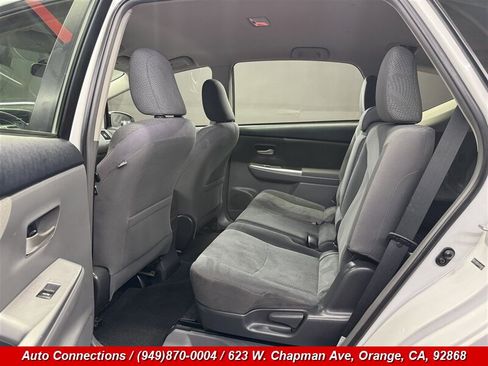 Used 2014 Toyota Prius V Three FWD image 9