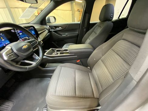 Used 2026 Chevrolet Equinox LT FWD image 22
