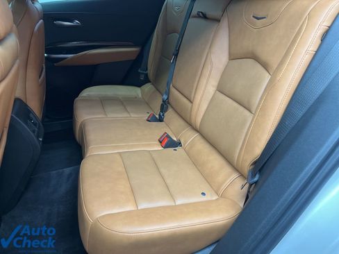 Used 2023 Cadillac XT4 Premium Luxury image 19