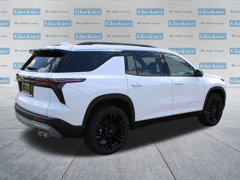 New 2026 Chevrolet Traverse LT w/ Driver Confidence Package FWD image 6